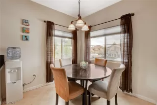 Photo #5: 2264231 Listing