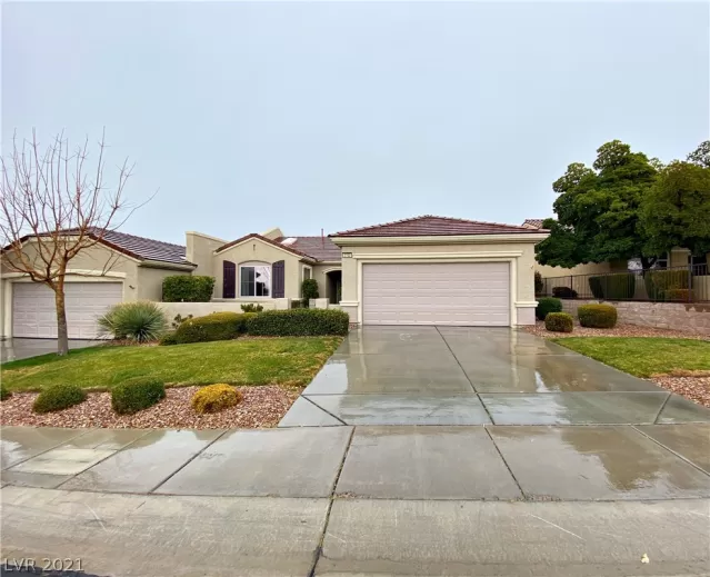 MLS: 2264255 Condo For Sale