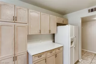 Photo #5: 2264258 Listing 