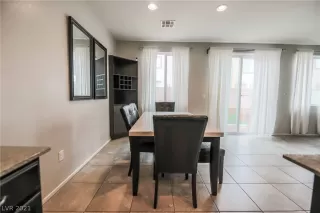 Photo #5: 2264259 Listing 