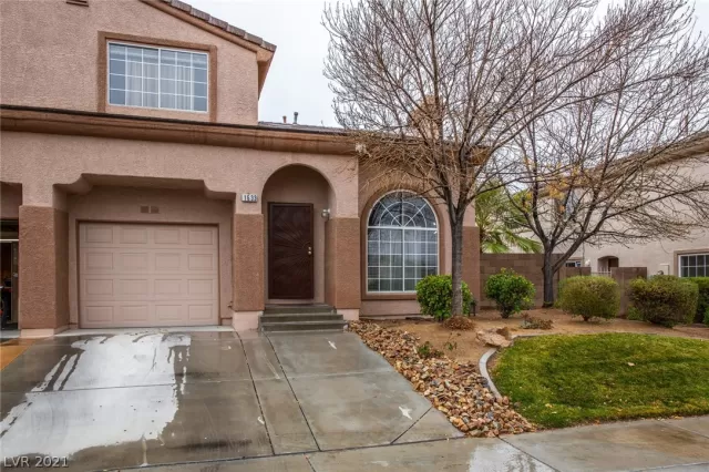 MLS: 2264266 Condo For Sale