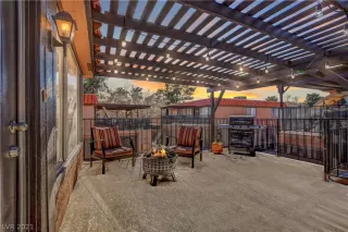 Photo #1: 2264278 Listing