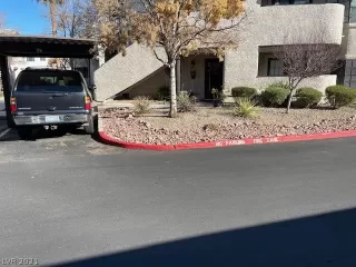 Photo #1: 2264283 Listing