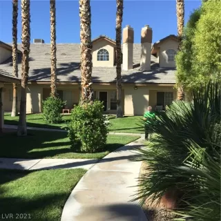 Photo #1: 2264298 Listing