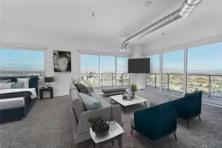 Photo #4: 2264357 Listing