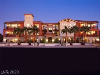 Photo #1: 2264374 Listing