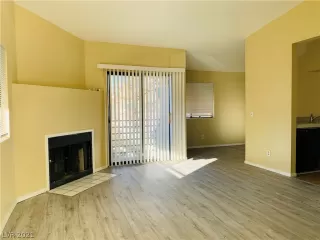 Photo #1: 2264378 Listing 