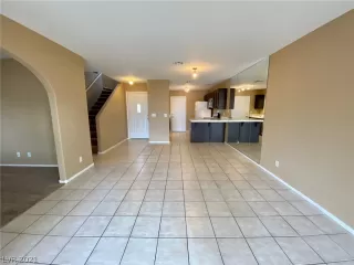 Photo #3: 2264406 Listing 