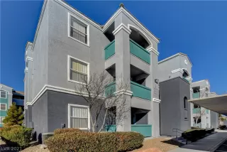 Photo #1: 2264469 Listing