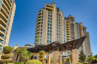 Photo #1: 2264482 Listing