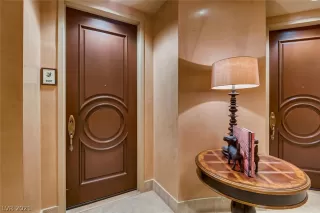 Photo #2: 2264482 Listing