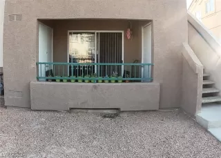 Photo #2: 2264493 Listing