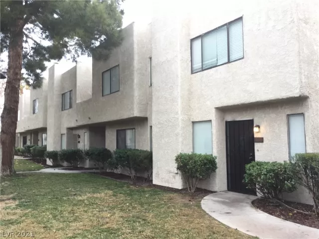 MLS: 2264505 Condo For Sale