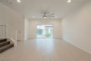 Photo #6: 2264535 Listing 