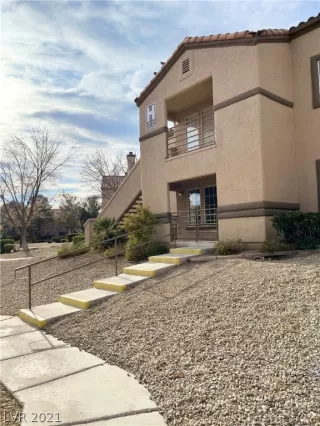 Photo #1: 2264611 Listing 