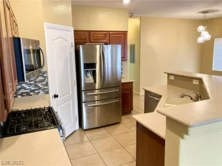 Photo #6: 2264643 Listing 