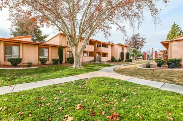 MLS: 2264656 Condo For Sale