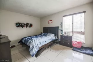 Photo #3: 2264656 Listing