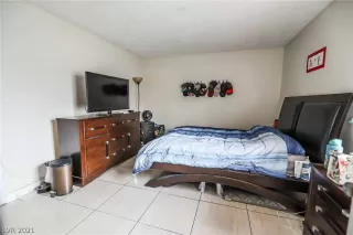 Photo #6: 2264656 Listing