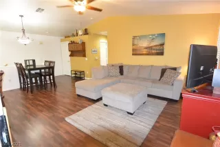 Photo #2: 2264687 Listing