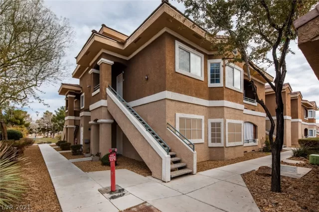 MLS: 2264708 Condo For Sale