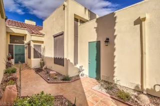 Photo #1: 2264747 Listing