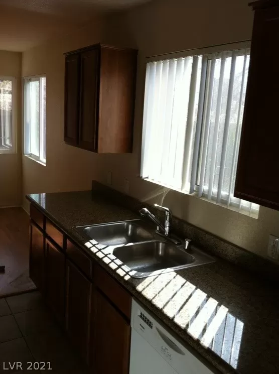 MLS: 2264850 Condo For Sale