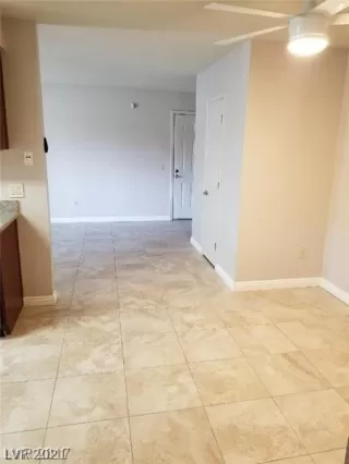 Photo #5: 2264852 Listing 