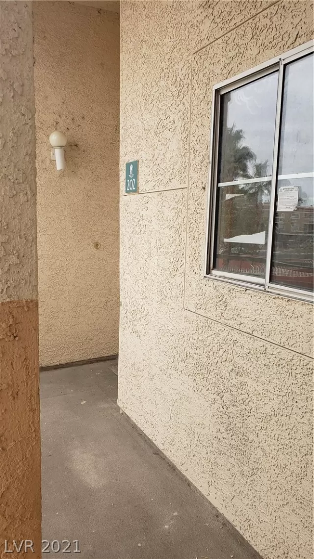 MLS: 2264860 Condo For Sale