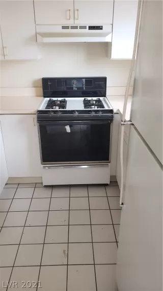 Photo #3: 2264860 Listing 