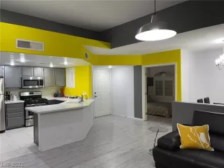 Photo #1: 2264865 Listing 