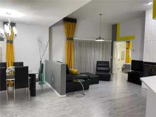 Photo #5: 2264865 Listing 