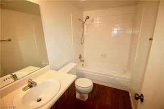 Photo #3: 2264874 Listing