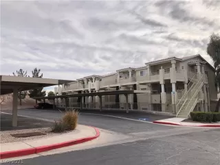 Photo #6: 2264874 Listing