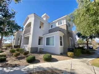 Photo #1: 2264940 Listing 