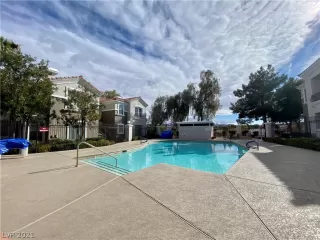 Photo #4: 2264940 Listing 