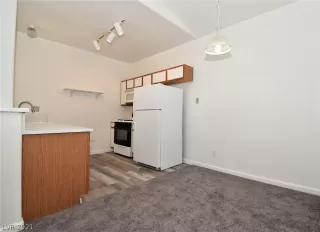 Photo #1: 2264977 Listing 