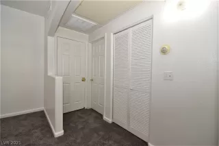 Photo #6: 2264977 Listing 