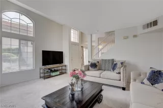 Photo #5: 2265023 Listing