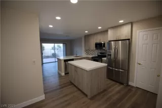 Photo #5: 2265056 Listing 