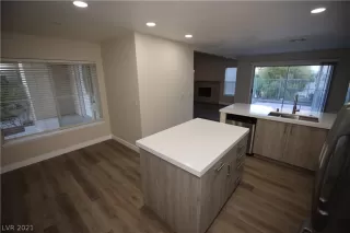 Photo #6: 2265056 Listing 