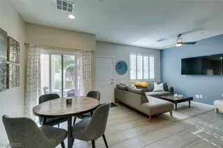 Photo #5: 2265132 Listing 