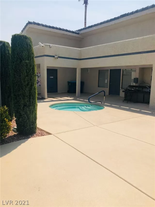 MLS: 2265158 Condo For Sale