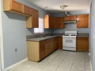 Photo #3: 2265167 Listing 