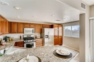 Photo #6: 2265175 Listing 