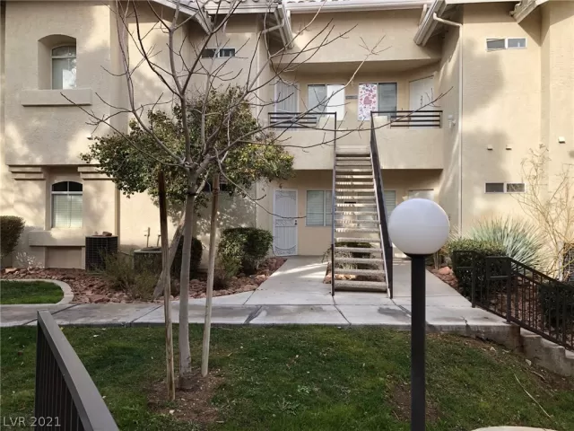 MLS: 2265261 Condo For Sale