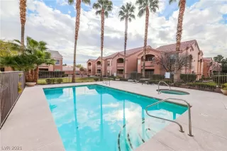 Photo #2: 2265262 Listing 