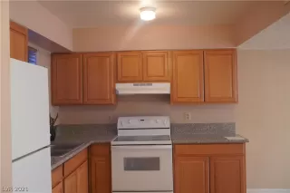 Photo #4: 2265265 Listing 