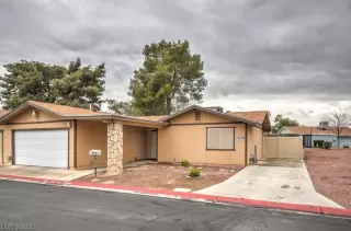 Photo #1: 2265279 Listing 