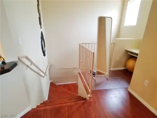 Photo #3: 2265294 Listing